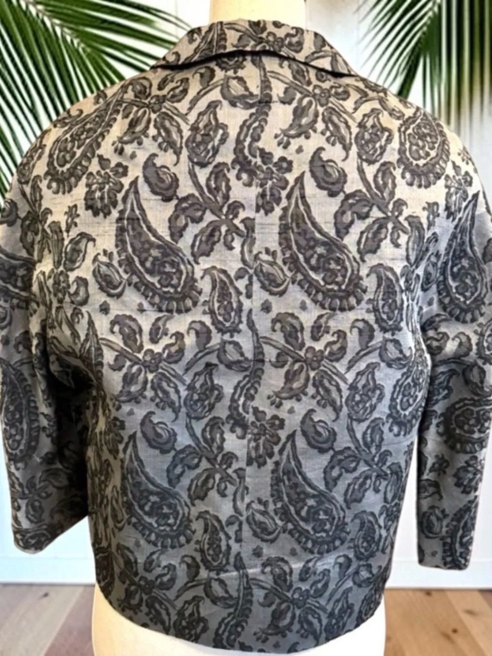 Dynasty Vintage Paisley Brocade Jacket Blazer Hong Kong British Crown Silk